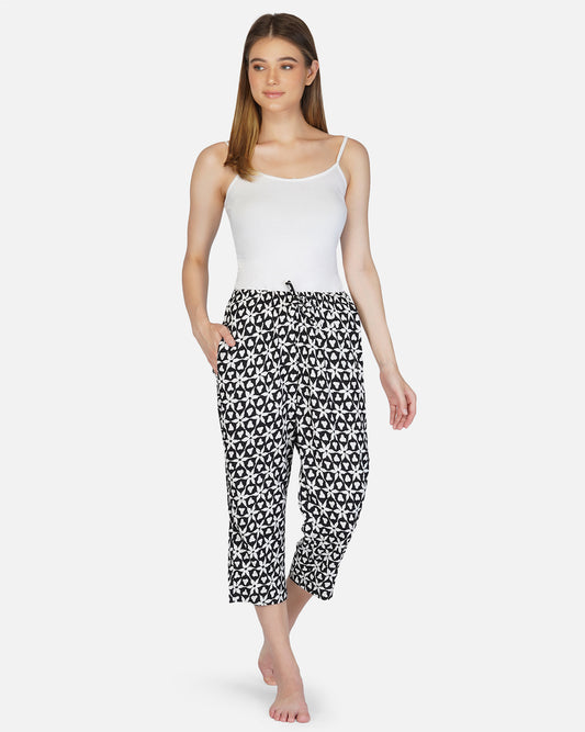 Black & White Viscose capris - thebriefsstory