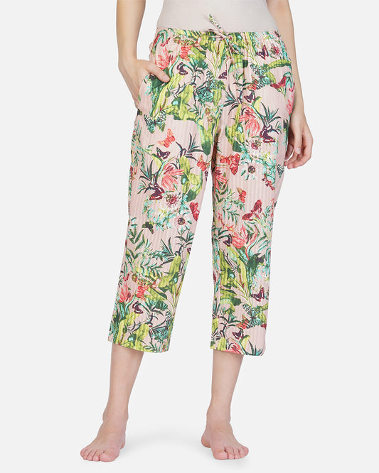 Lt pink floral cotton dobby capris - thebriefsstory