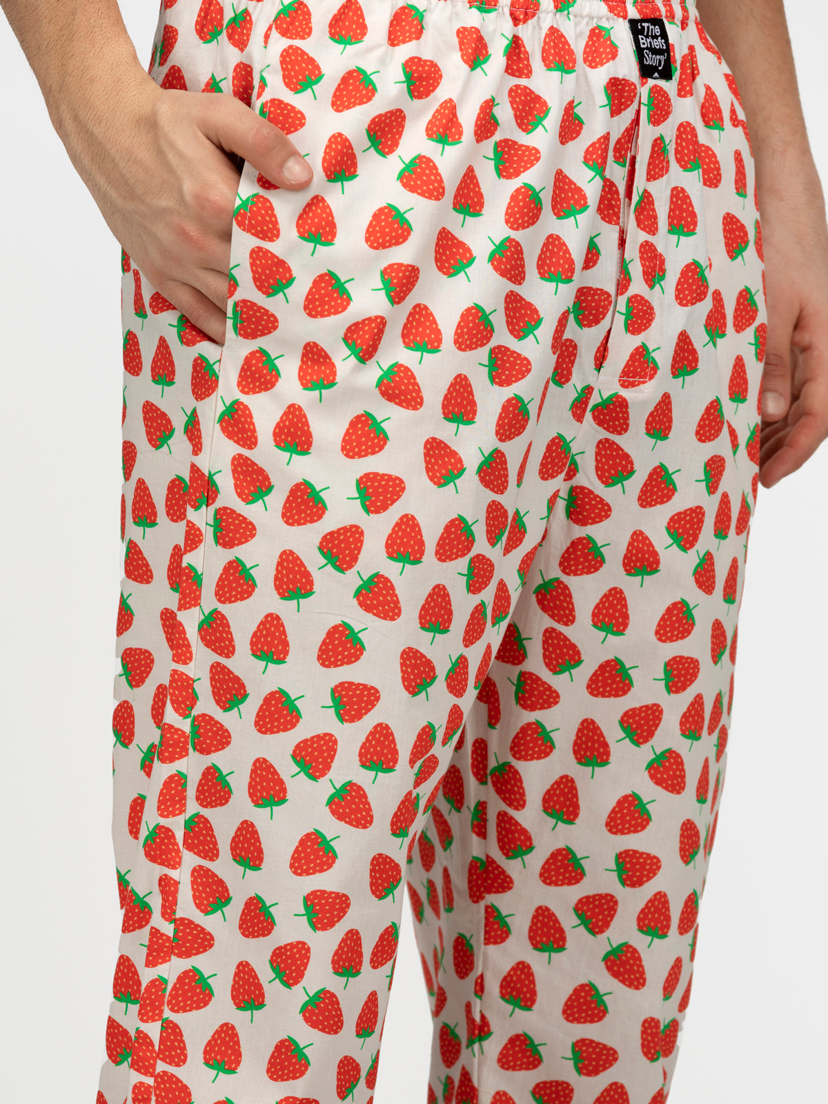White Strawberry Print Cotton Pajamas - thebriefsstory