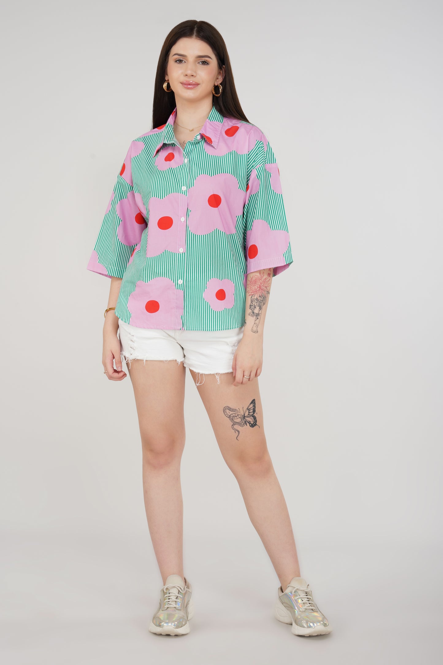 Bloom Pop Oversized Shirt🌺✨ - thebriefsstory