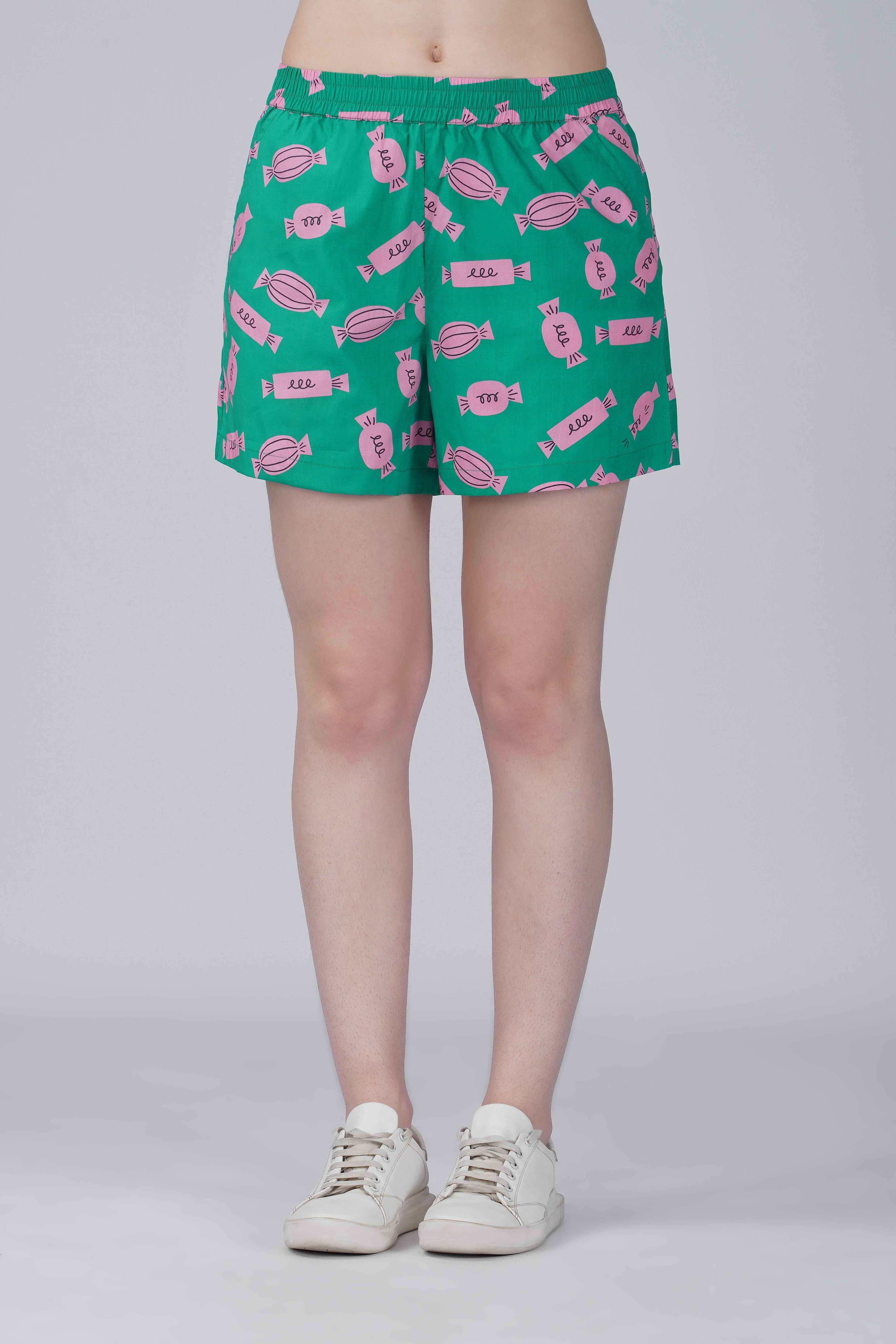 GREEN