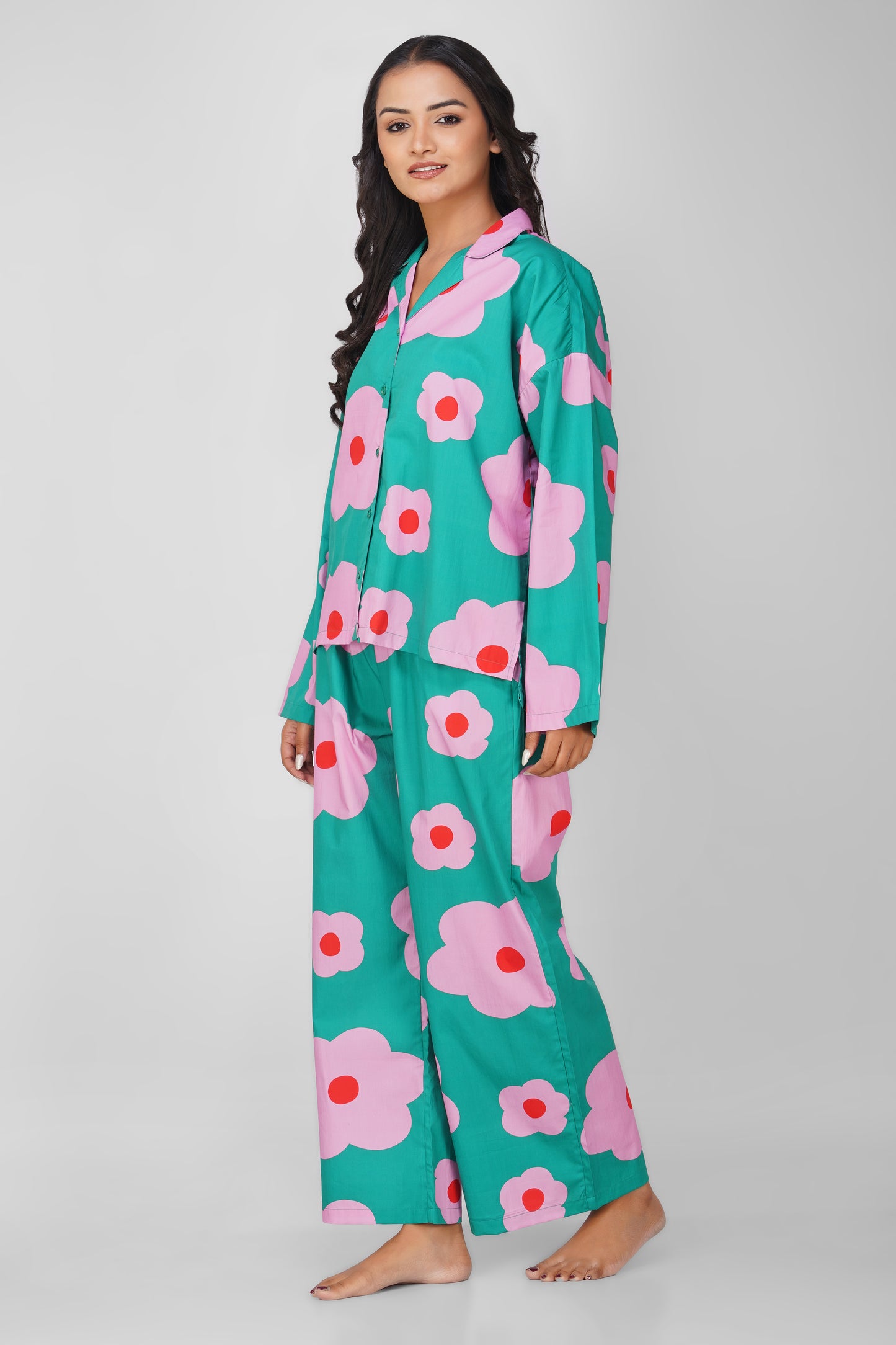 Green Flower Power Print Cotton Nightsuit