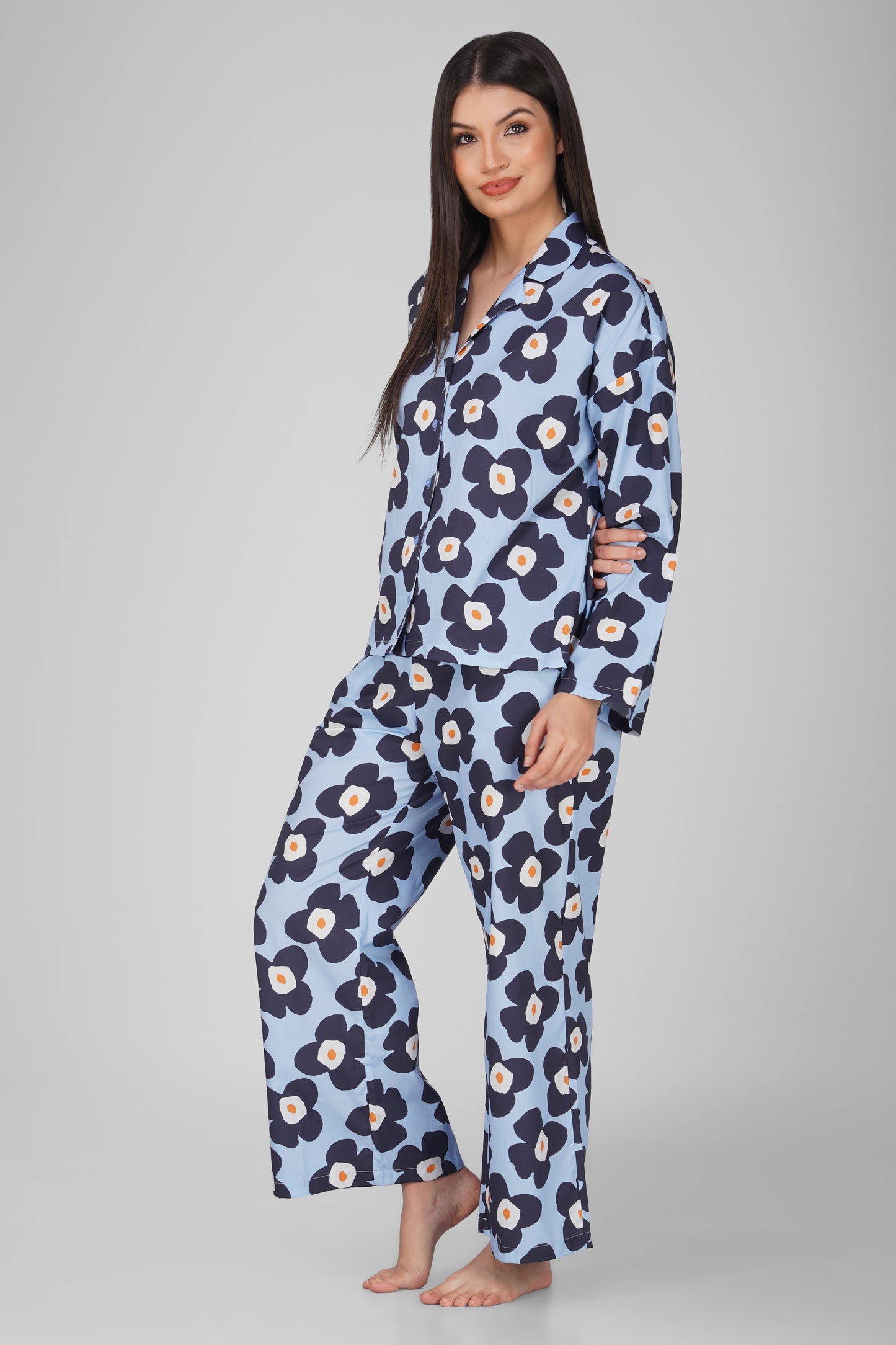 Blue Big Floral Print Cotton Nightsuit