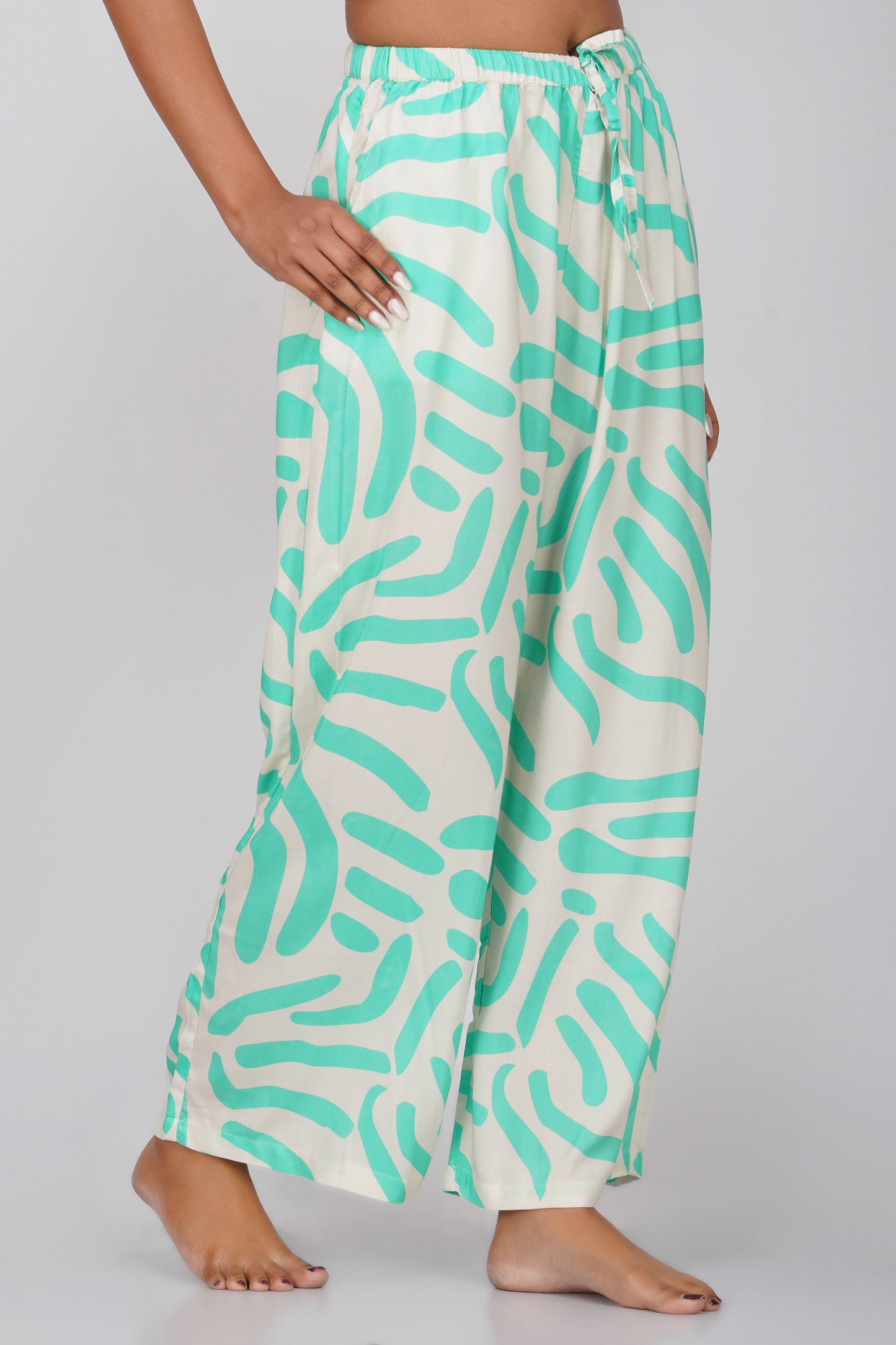 Green / Ecru Abstract Print Viscose Pajamas