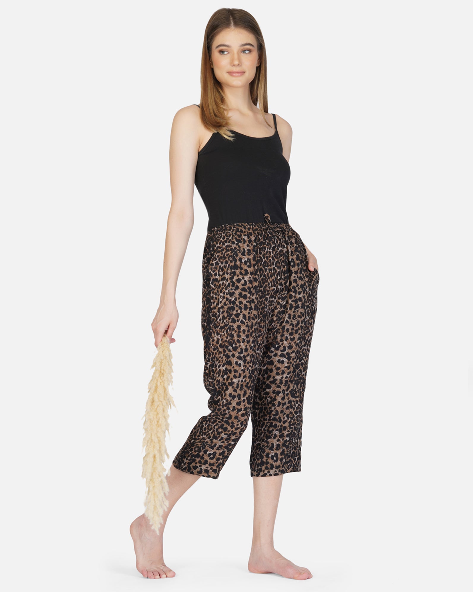 Leopard printed viscose capris - thebriefsstory