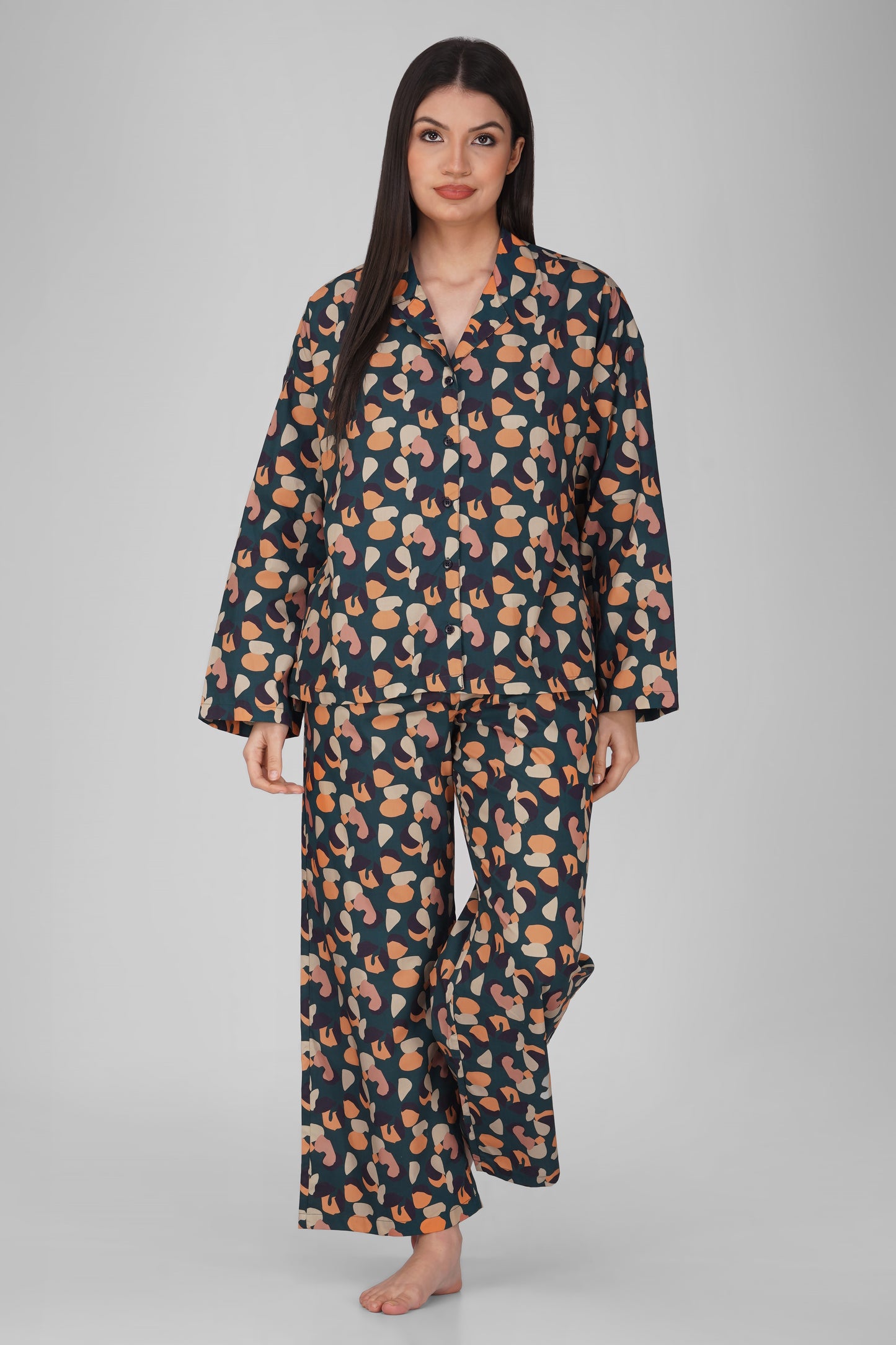 Green Leo Print Cotton Nightsuit