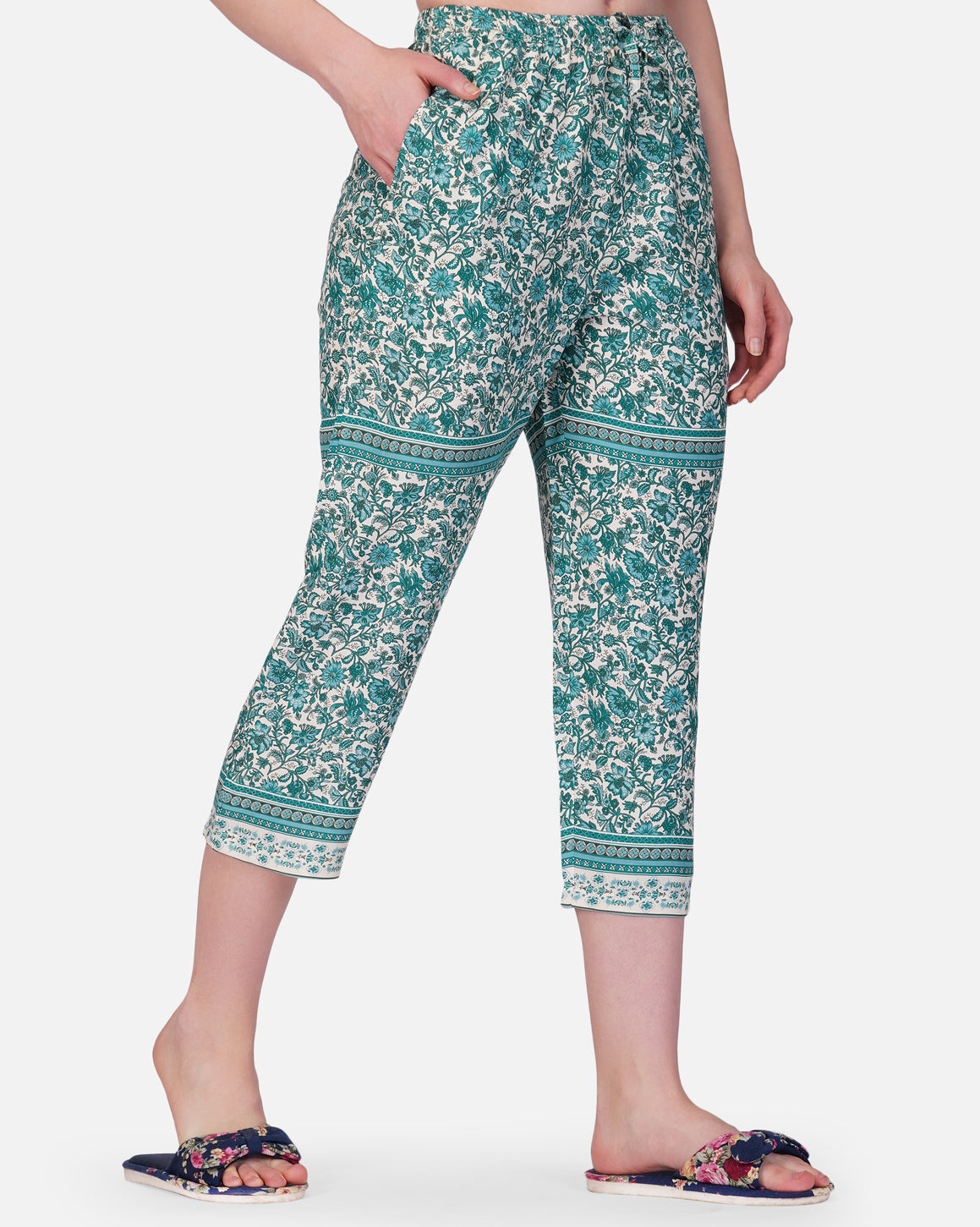 Green floral viscose capris - thebriefsstory