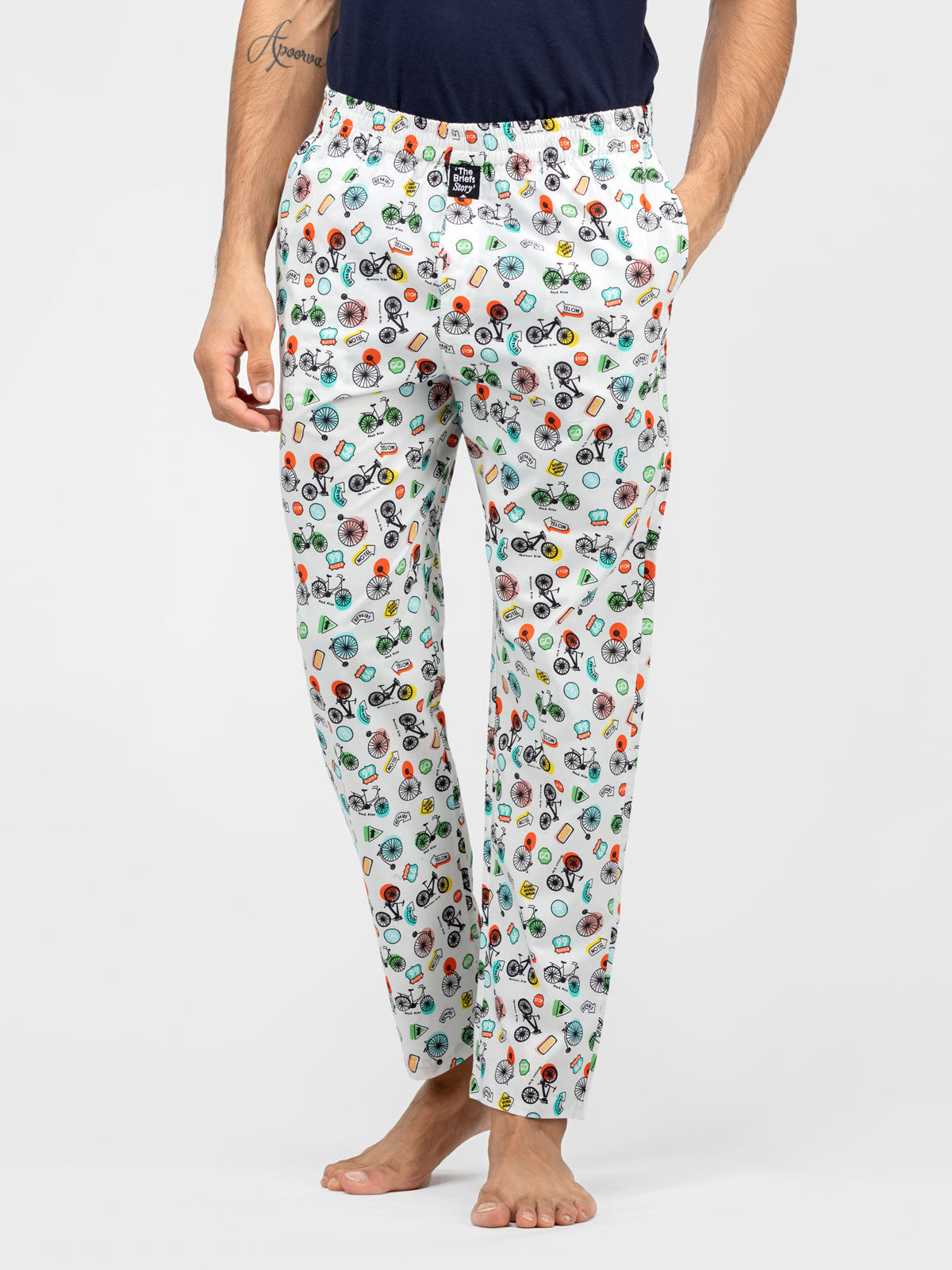 Bikoholic White Printed Cotton Pajamas