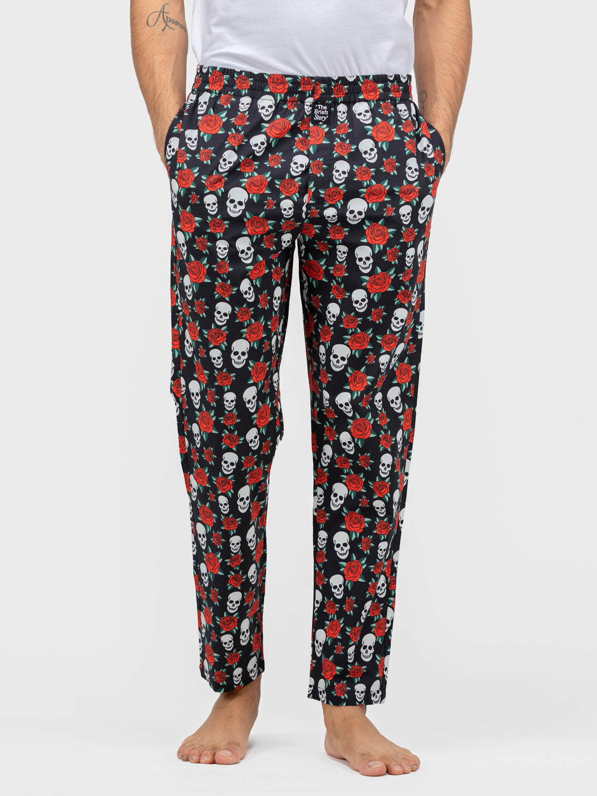 Halloween Skull & Roses Black Printed Cotton Pajamas