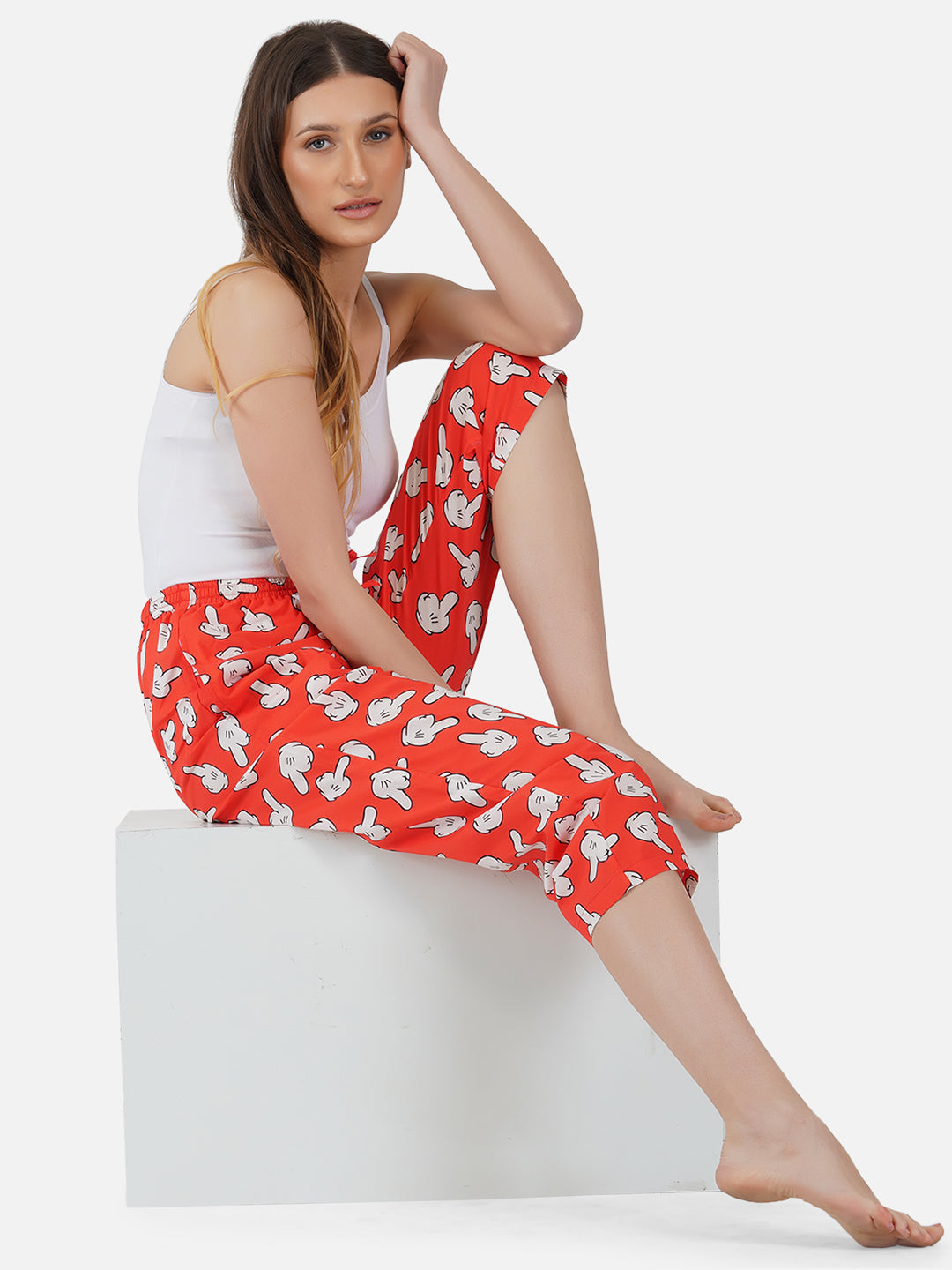 Red-Off print cotton capris - thebriefsstory